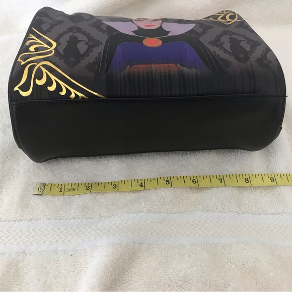 2015 Soho Villians Evil Queen Makeup Bag New With Tags - Picture 6 of 8